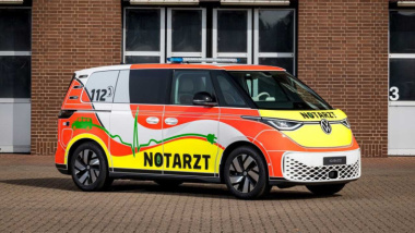 Volkswagen Kombi elétrica estreia versão ambulância na Alemanha