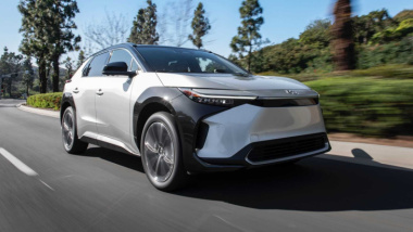 Toyota retoma produção do SUV elétrico 'puro' após correção de falha