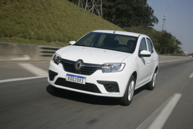 Avaliação: Renault Logan 1.0 2020 inova onde não se vê