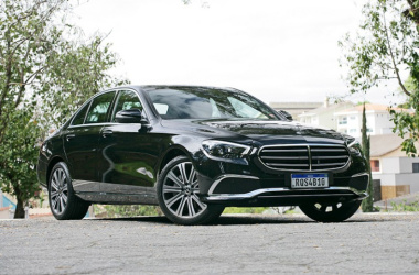 Avaliação: Mercedes-Benz E 300 Exclusive é a estrela do conforto