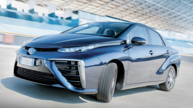 Avaliação: Toyota Mirai é o elétrico que dispensa recarga