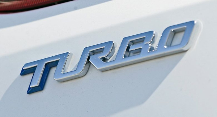 avaliação, avaliação: chevrolet tracker premier 1.0 turbo 2022 combina consumo contido e bom desempenho