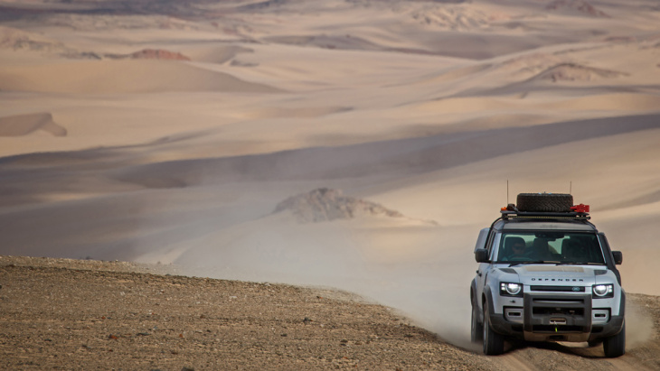 avaliação, avaliação: o novo land rover defender em uma aventura na áfrica