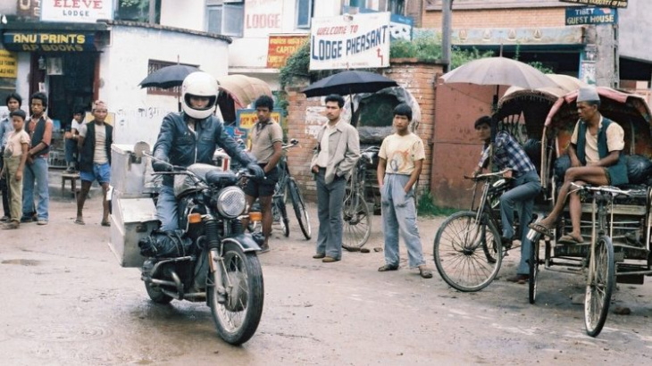 aventureira lembra volta ao mundo de moto em 1982