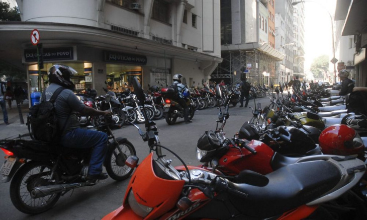 novo código de trânsito muda regras para moto; veja