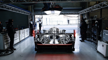 Porsche 963 LMDh completou primeiro teste de resistência