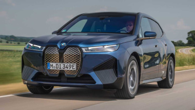Já dirigimos: BMW iX elétrico é ágil e um 'boom' de tecnologia