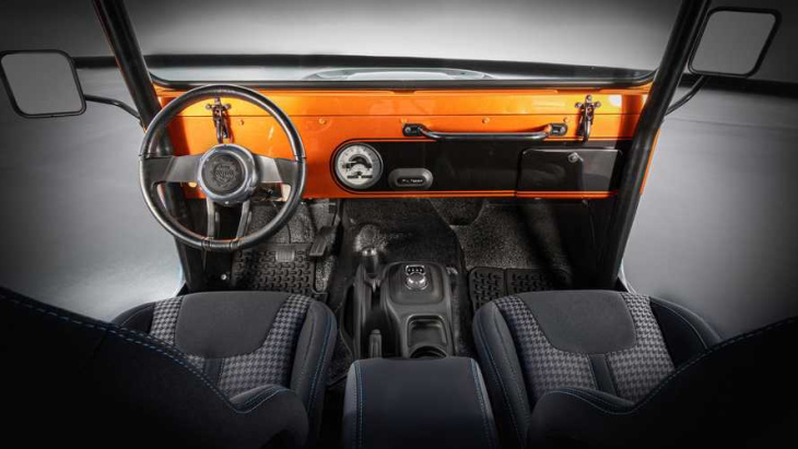 jeep cj surge alia estilo retrô com um motor elétrico 'na caixa' - veja fotos