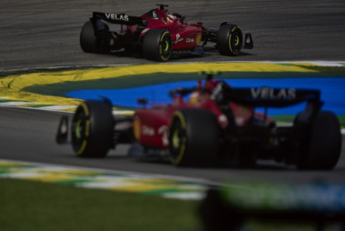 As duas razões para a Ferrari não trocar posições entre Charles Leclerc e Carlos Sainz