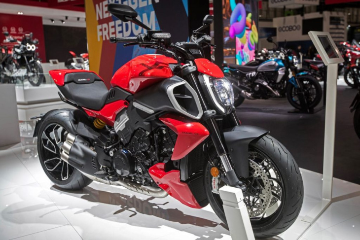 ducati diavel v4 é eleita a mais bela motocicleta do eicma 2022