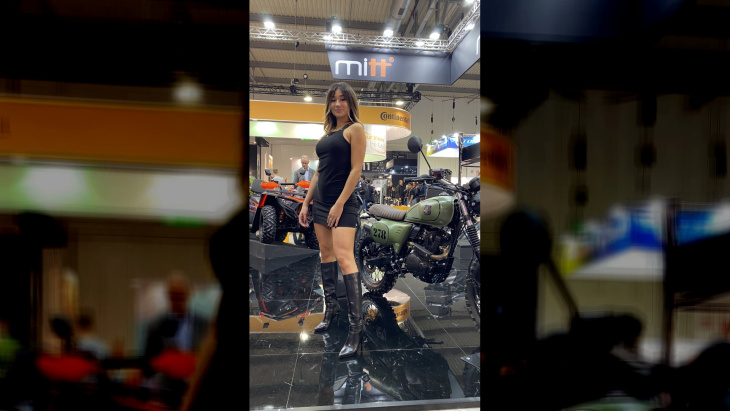 as meninas mais bonitas do eicma motorcycle show 2022
