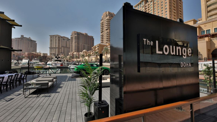 lamborghini abre lounge na capital da copa do mundo e do catar