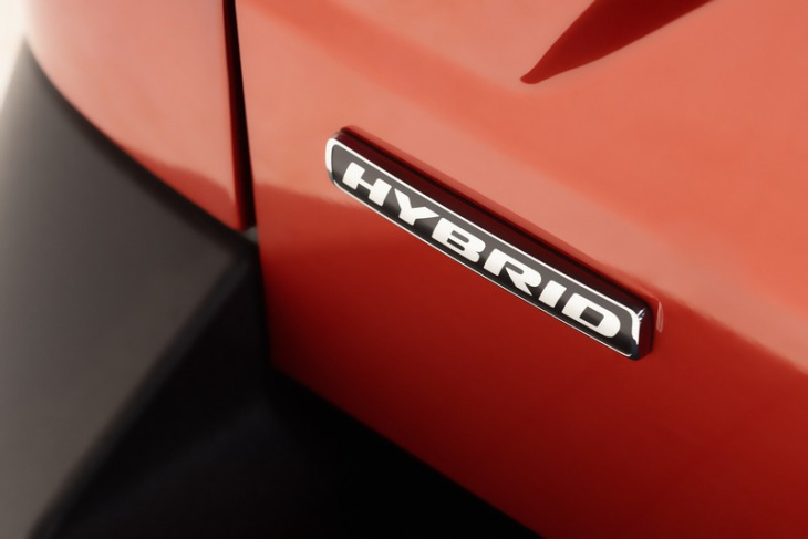 ford maverick hybrid chega ao brasil no primeiro trimestre de 2023