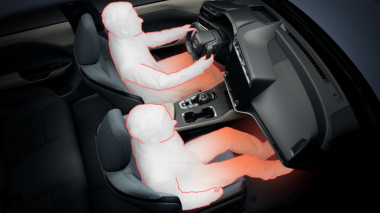 Lexus RZ adota alternativa ao aquecimento convencional do habitáculo