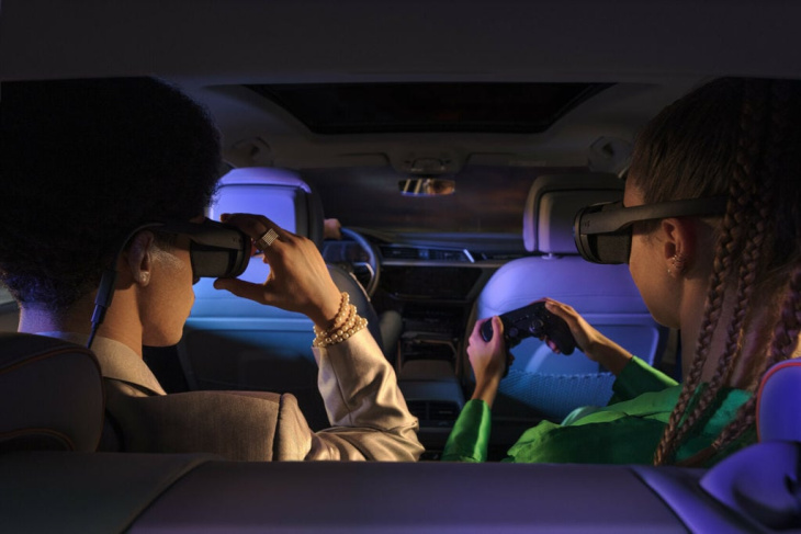 ces 2023: audi vai lançar óculos vr para usar no carro