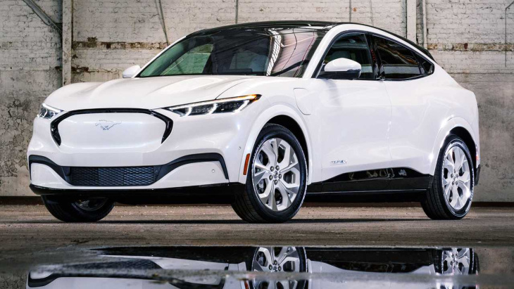 ford revela a verdade sobre os seus carros elétricos em termos de custos
