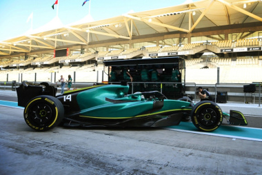 ‘Ambiente muito especial’ na Aston Martin entusiasma Fernando Alonso