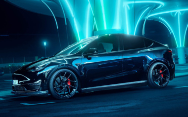 Tesla Model Y ganha suspensão rebaixada e rodas de 22 polegadas - fotos