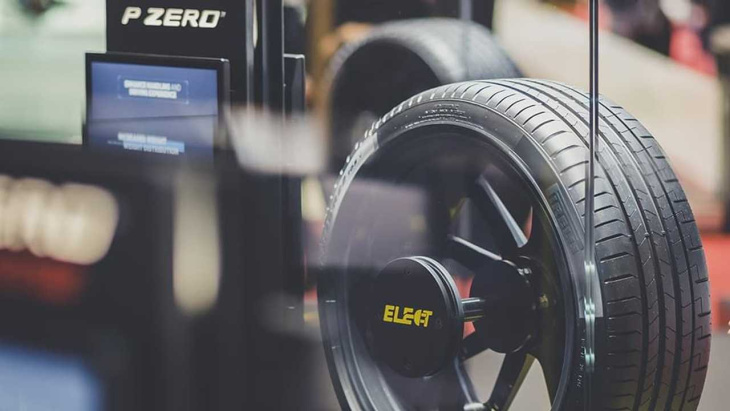 pirelli equipa bmw i4 m50 com pneus projetados para carros elétricos