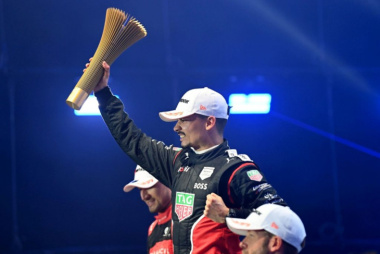 Wehrlein exalta equipe Porsche após vitória em Diriyah na Fórmula E
