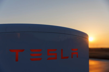 Tesla aumentará investimentos em 2024 e 2025