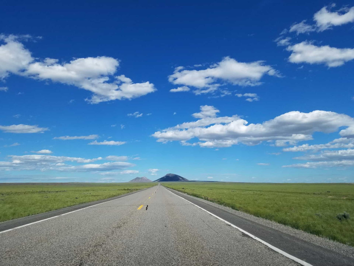 sabia que dá para cruzar um continente na mesma estrada? rodovias mais longas do mundo!