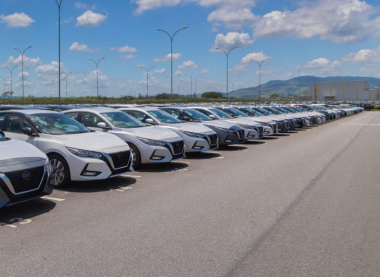 Novo Nissan Sentra começa a chegar ao Brasil para lançamento em março