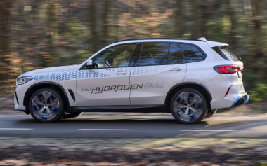 BMW ix5 movido a hidrogênio inicia testes e demonstrações de rua