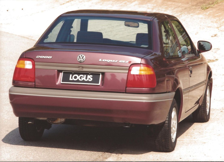 logus 30 anos: modelo fez parte da parceria entre vw e ford