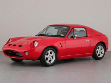 Mazda Miata é transformado em Ferrari 250 GTO; confira