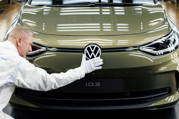 volkswagen vai investir us$ 130 bilhões em carros elétricos