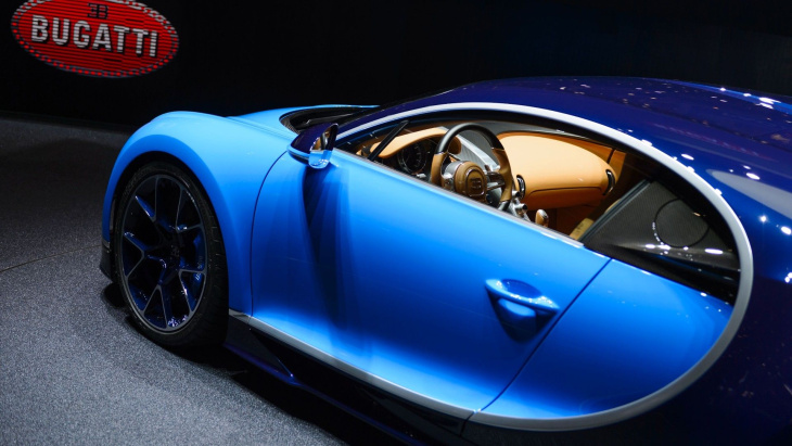 bugatti veyron: fotos do carro rápido