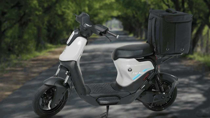 bajaj faz parceria para lançar scooters elétricos de entregas na índia