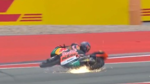 vídeo: a queda de josé antonio rueda em austin, na segunda sessão de moto3