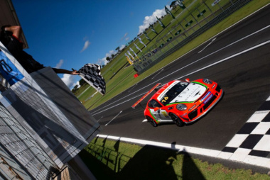 Porsche Cup: Junqueira vê rivais serem punidos e vence na Challenge