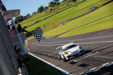 Porsche Cup: Taurisano vence corrida da Sprint Trophy no Velocitta