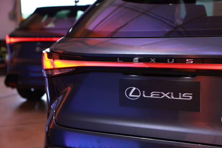novo lexus rx 500h desembarca em versão única por r$ 564.990