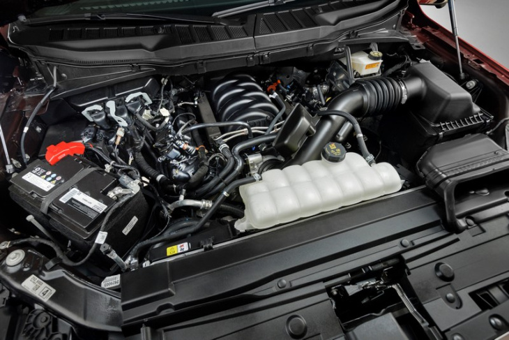 teste rápido: ford f-150 oferta luxo e fôlego de sobra para acelerar
