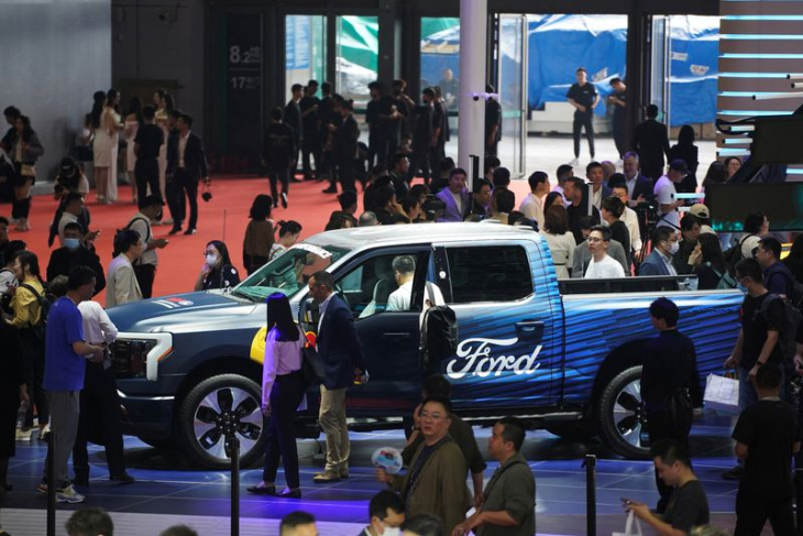 ford tem alta no lucro no 1º tri com demanda por caminhões, mas ações caem no pós-mercado