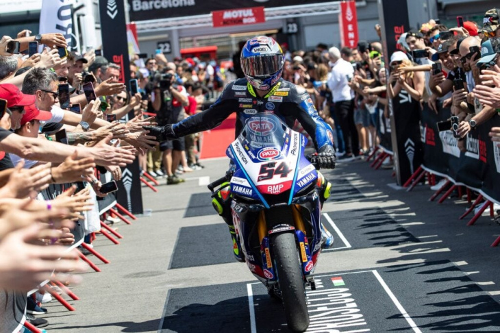 razgatlioglu acerta com bmw e segue no mundial de superbike na temporada 2024