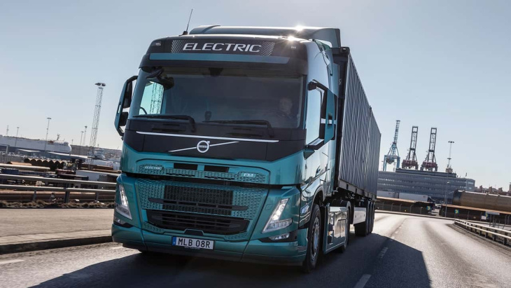 volvo recebe pedido recorde de quase 1.000 caminhões elétricos