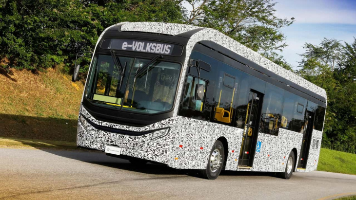 volkswagen apresenta seu primeiro ônibus elétrico e-volksbus no brasil