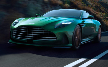 Novo Aston Martin DB12 revelado com motor Mercede-AMG V8