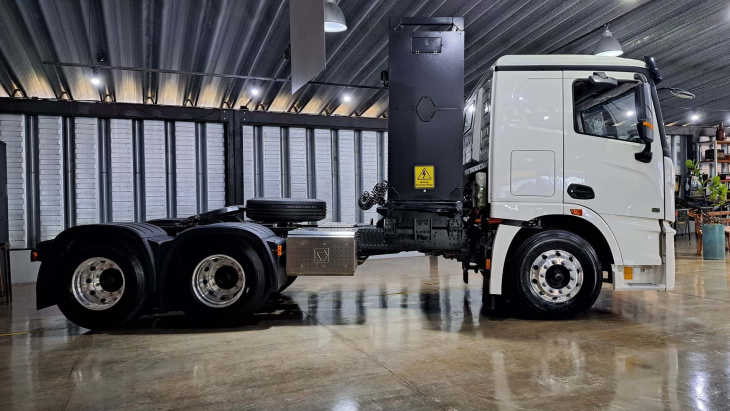 xcmg lança 1º caminhão elétrico rodoviário do brasil e mira produção local