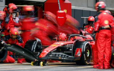 Ferrari ignora pedido de Leclerc por pneus macios durante GP da Espanha
