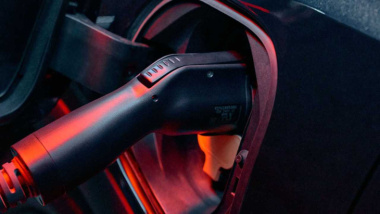GM vai aderir ao sistema de recarga para carros elétricos da Tesla