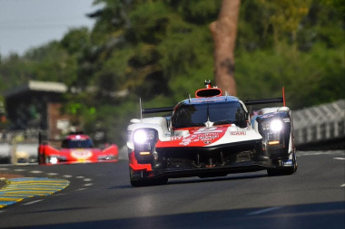 Hirakawa dá no muro com Toyota e abre caminho para vitória da Ferrari em Le Mans