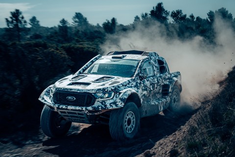 Ford enfrenta o Dakar com programa de fábrica
