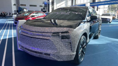 Novo Chevrolet Blazer elétrico aparece em evento antes da estreia no Brasil