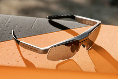 Óculos inteligentes da BMW para motards projetam informação